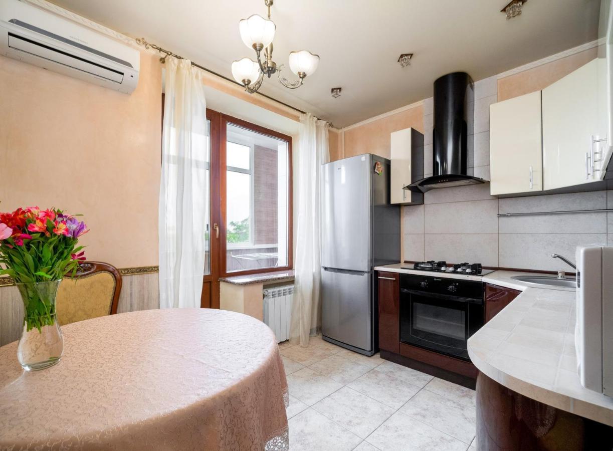 Lux Apartment Gorkiy Park Charkiw Exterior foto